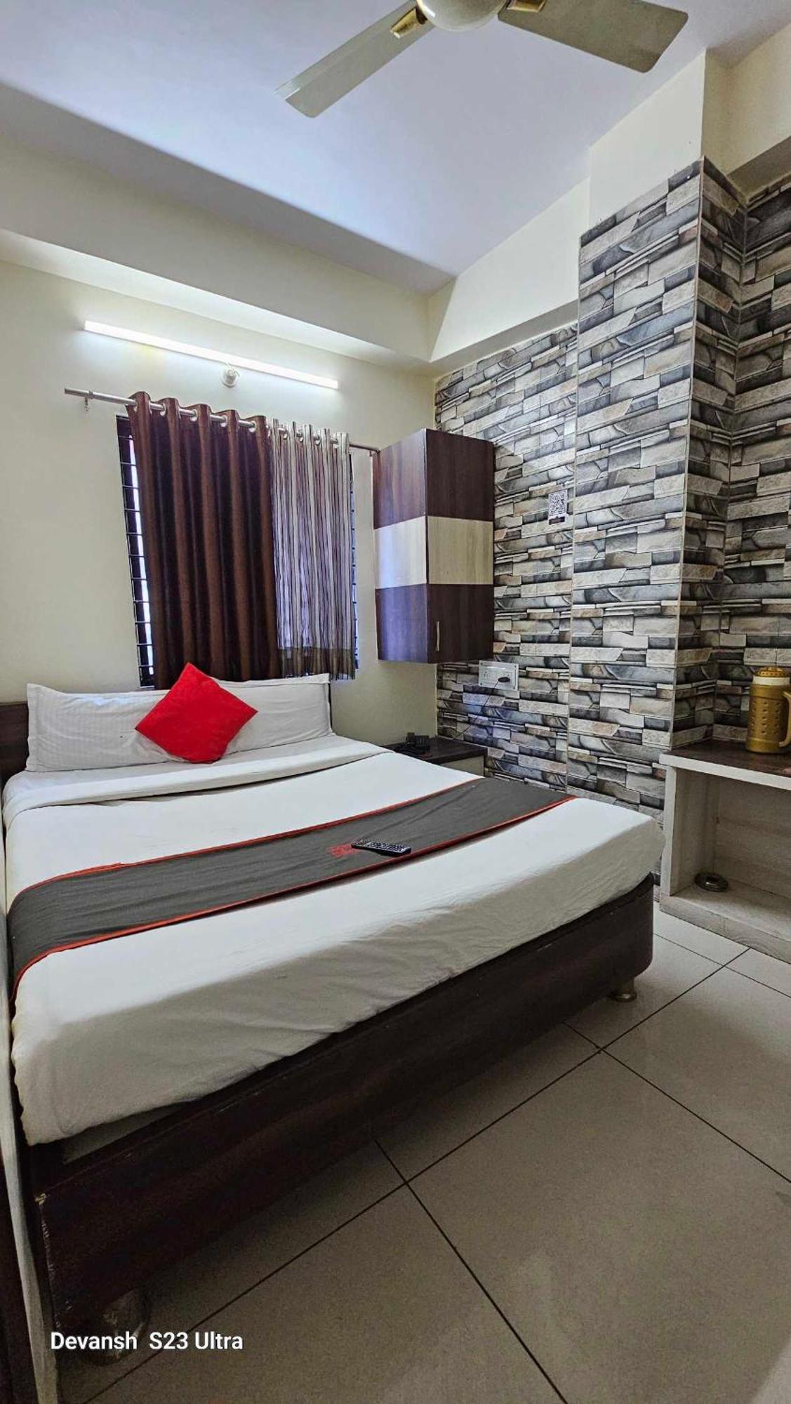 Hotel Mehar Residency Indore Exterior photo